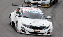 Team Kia mönstrar tre bilar i Göteborg Team Kia mönstrar tre bilar i Göteborg