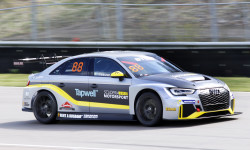 Reuben Kressner har en bra känsla inför STCC-premiären Reuben Kressner har en bra känsla inför STCC-premiären